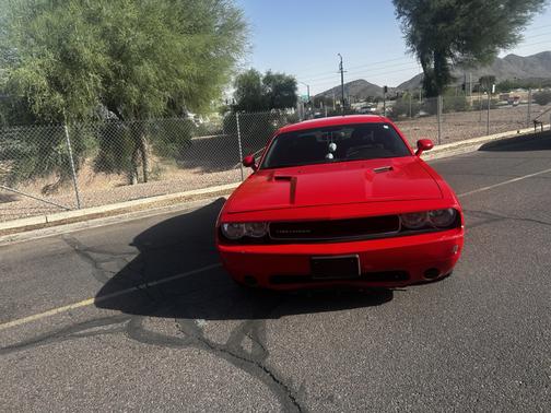Red 2014 Dodge Challenger SXT