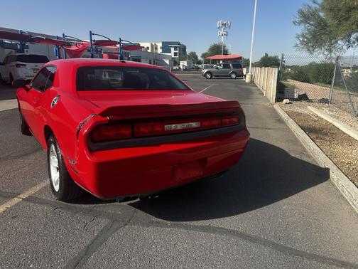 Red 2014 Dodge Challenger SXT