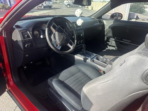Red 2014 Dodge Challenger SXT