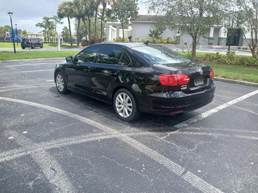 2014 Volkswagen Jetta Auto SE
