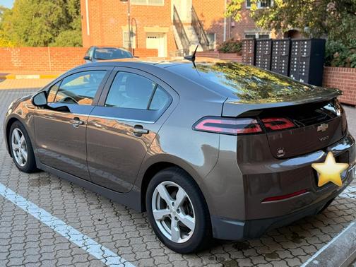Brown 2014 Chevrolet Volt Base