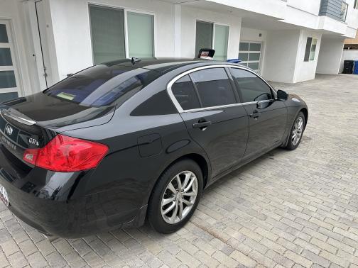 2009 INFINITI G37 x