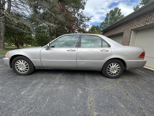 Silver 1998 Acura RL 3.5