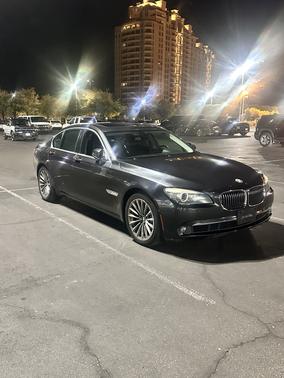 2011 BMW 750 i