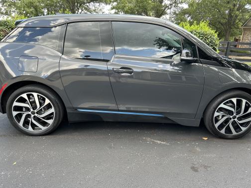 2015 BMW i3 Base w/Range Extender