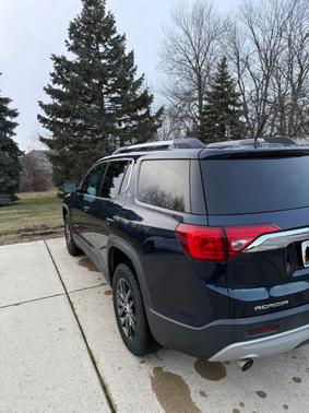 2017 GMC Acadia SLT-1