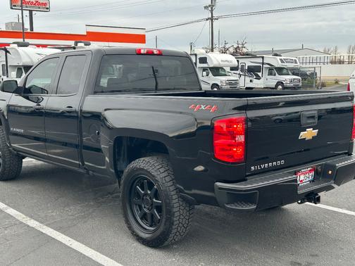 2018 Chevrolet Silverado 1500 Custom