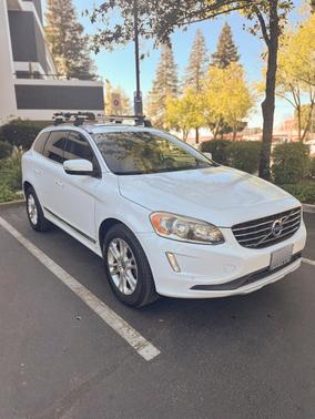 White 2016 Volvo XC60 T5 Premier
