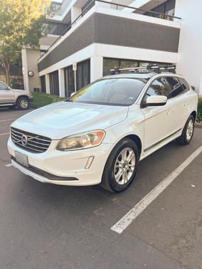 White 2016 Volvo XC60 T5 Premier