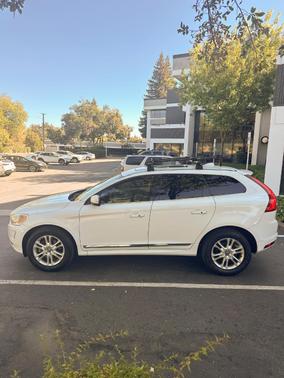 White 2016 Volvo XC60 T5 Premier