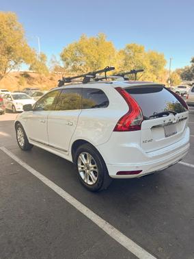 White 2016 Volvo XC60 T5 Premier