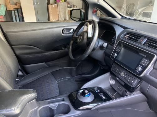 2018 Nissan Leaf SV