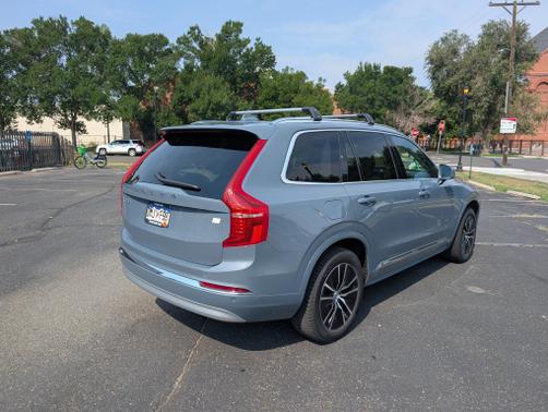 2022 Volvo XC90 Recharge Plug-In Hybrid T8 Inscription Expression 6 Passenger