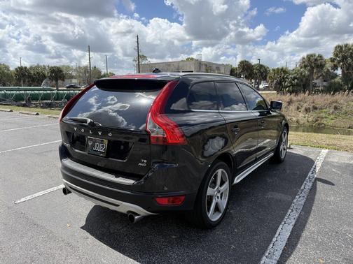2010 Volvo XC60 T6 R-Design