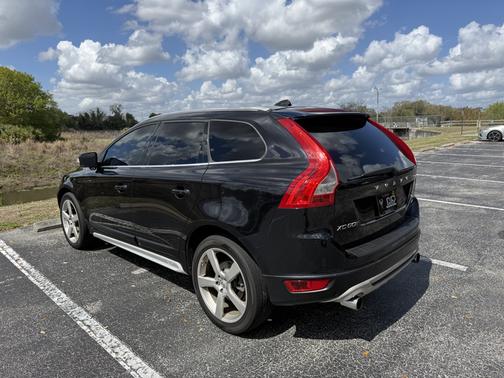 2010 Volvo XC60 T6 R-Design