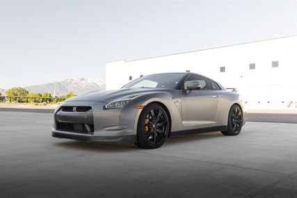 Gray 2009 Nissan GT-R Premium