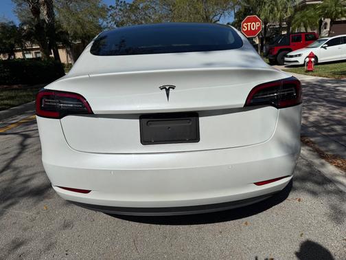 White 2021 Tesla Model 3 Standard Range Plus