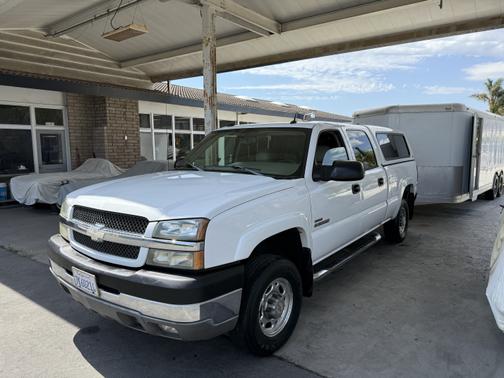 2004 Chevrolet Silverado 2500 LT H/D Crew Cab