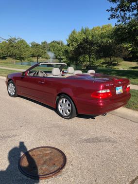 Red 2001 Mercedes-Benz CLK-Class 320 Cabriolet