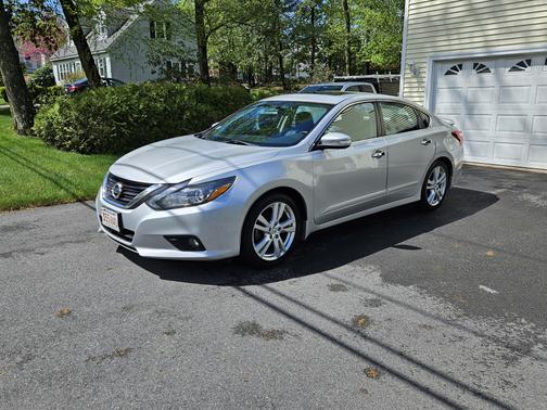 2017 Nissan Altima 3.5 SL