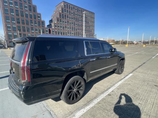 2017 Cadillac Escalade ESV Luxury