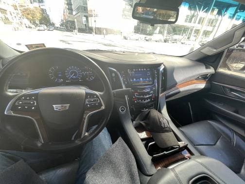 2017 Cadillac Escalade ESV Luxury