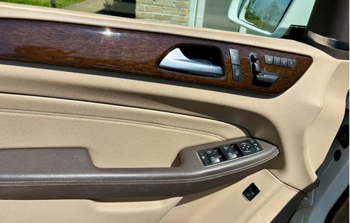 White 2015 Mercedes-Benz M-Class ML 250 BlueTEC 4MATIC