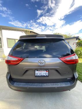 2015 Toyota Sienna XLE Premium