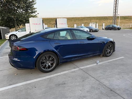 Blue 2022 Tesla Model S Long Range