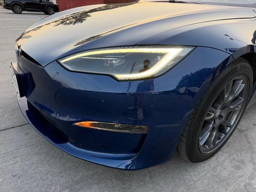 Blue 2022 Tesla Model S Long Range