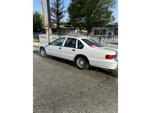 1995 Chevrolet Caprice Classic Base