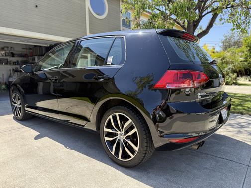 2016 Volkswagen Golf TSI SE 4-Door
