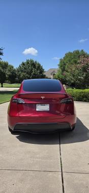 2025 Tesla Model Y Long Range RWD