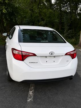 White 2019 Toyota Corolla LE
