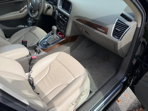 2012 Audi Q5 2.0T Premium Plus