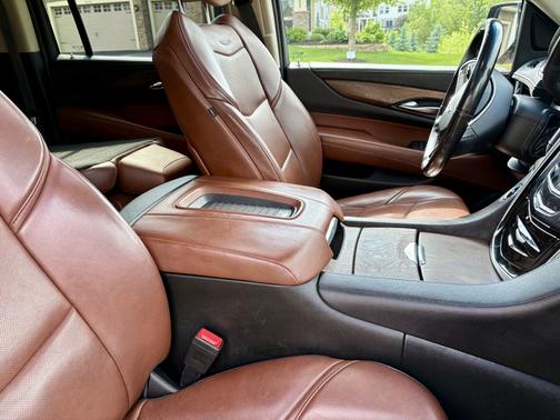 2018 Cadillac Escalade ESV Premium Luxury