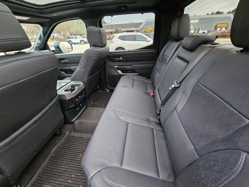 2025 Toyota Tundra Platinum