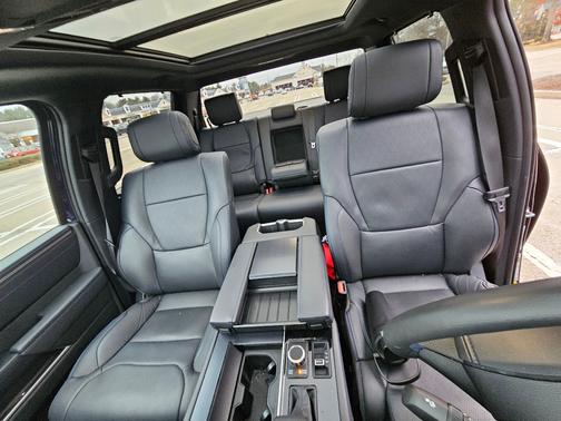 2025 Toyota Tundra Platinum