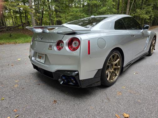 2024 Nissan GT-R T-Spec