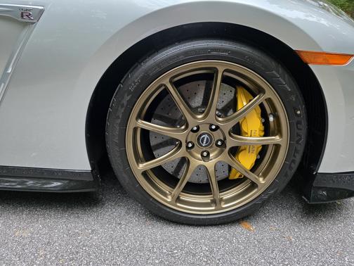 2024 Nissan GT-R T-Spec