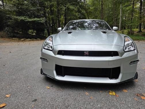 2024 Nissan GT-R T-Spec