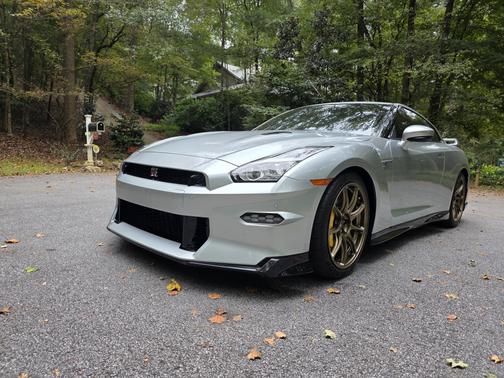 2024 Nissan GT-R T-Spec