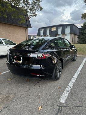 2023 Tesla Model 3 Base