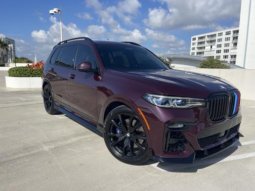 2020 BMW X7 M50i