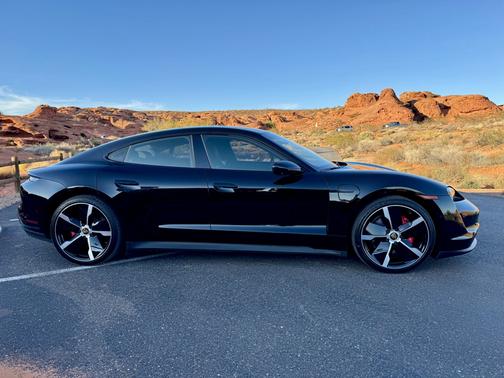 2020 Porsche Taycan Taycan 4S