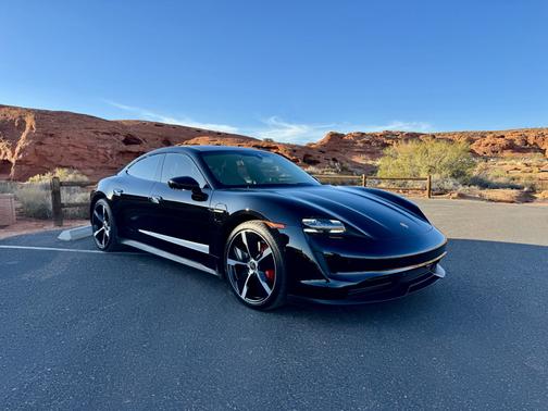 2020 Porsche Taycan Taycan 4S