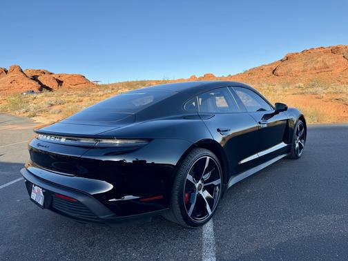 2020 Porsche Taycan Taycan 4S