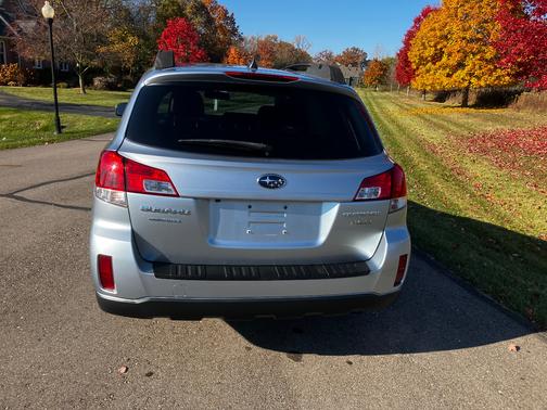 2014 Subaru Outback 3.6R Limited