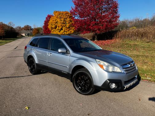 2014 Subaru Outback 3.6R Limited