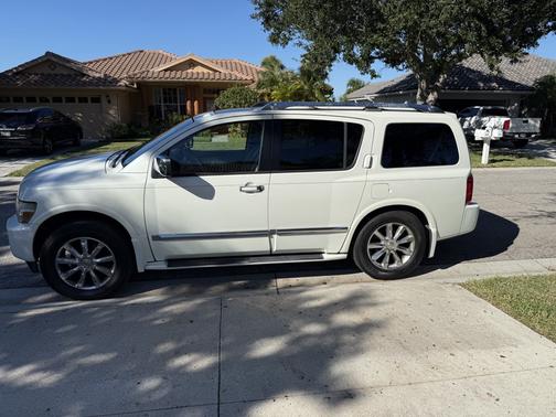 2008 INFINITI QX56 Base